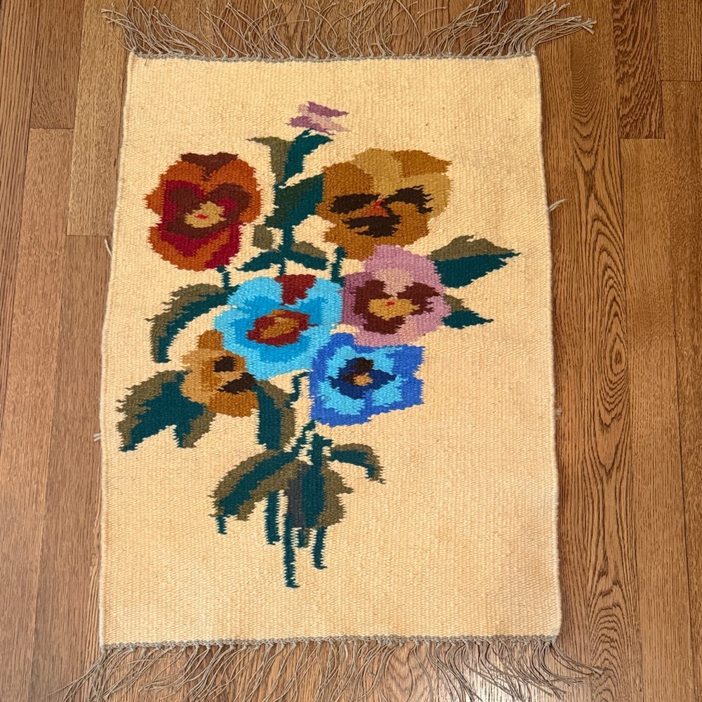 VINTAGE Handmade Hand loomed Throw Rug Wall Hanging